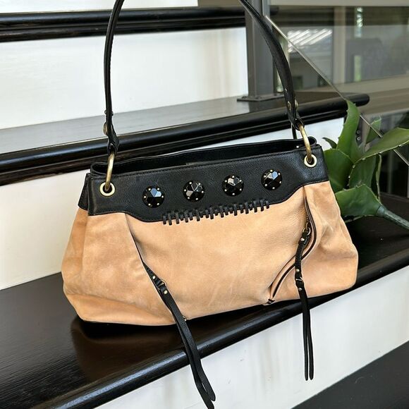 Tre Vero Handbags - Tre Vero Black and Tan Women's Bag